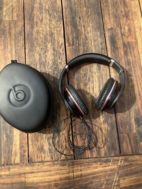 Beats by Dre Black and Red Over-Ear Headphones with Carry Case